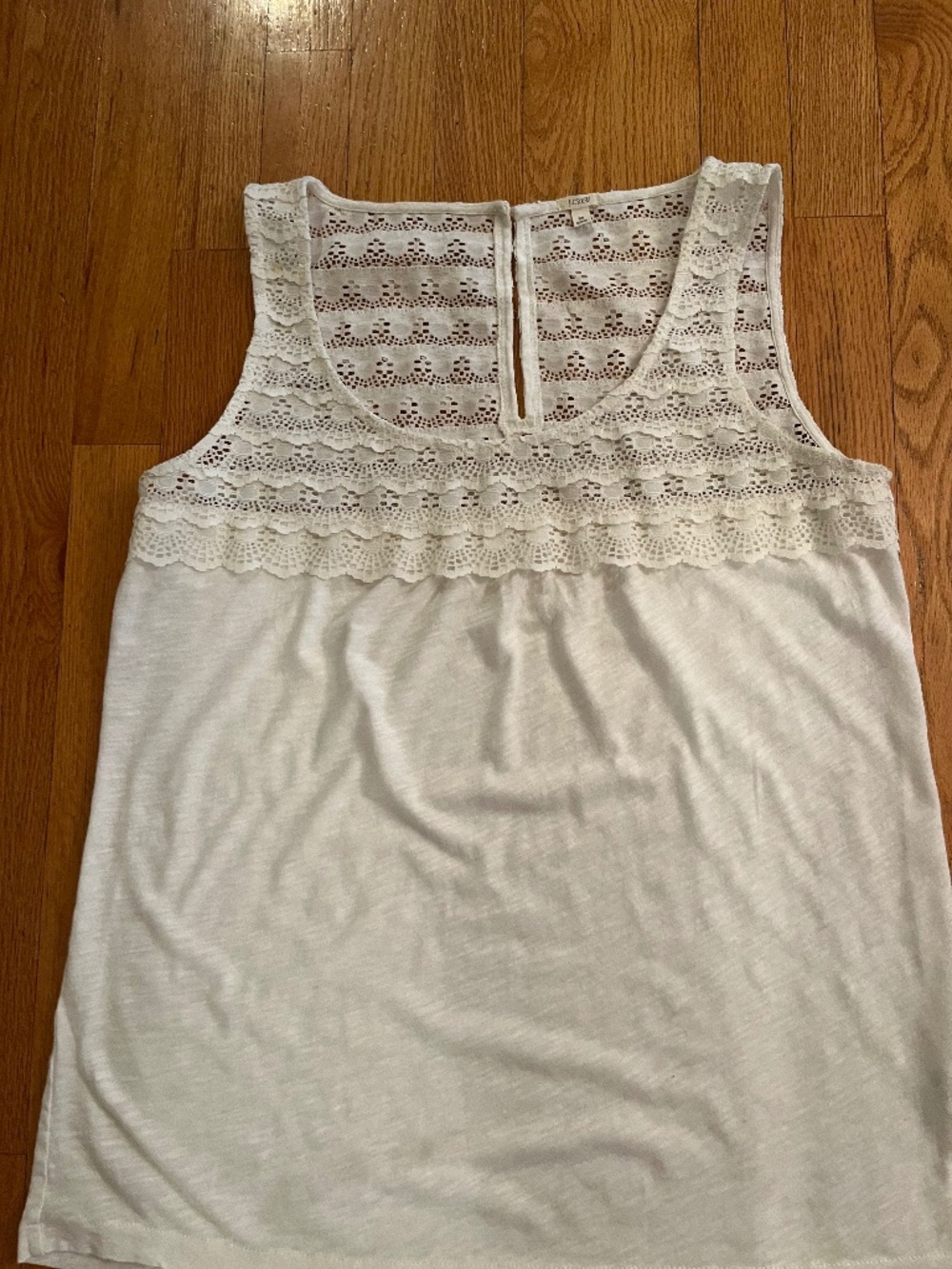 J.Crew Cream Sleeveless Crochet Lace Trim Tank Top - M - FLAW - Picture 1 of 6